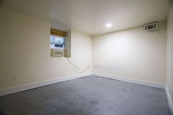 Rented by Nooklyn NYC LLC | media 5