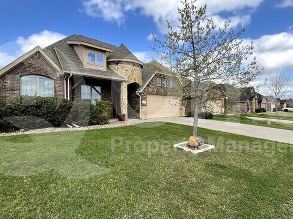 516 Brooke St, Greenville, TX 75402