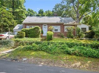 22 Westminster Dr, Yonkers, NY 10710