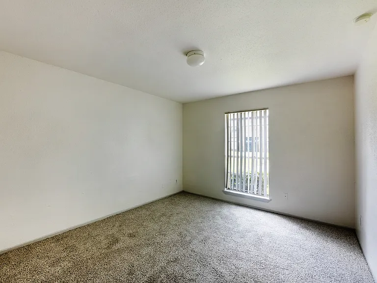 The Heights at Post Oak — Photo 17