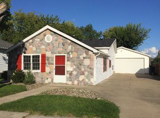 1701 S Jackson St, Bay City, MI 48708