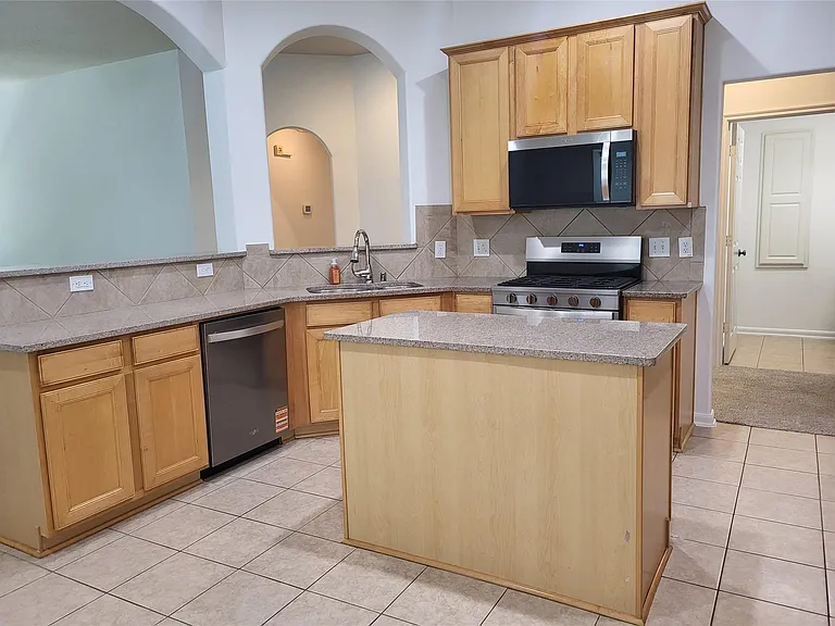 5114 Raven Forest Ln — Photo 10