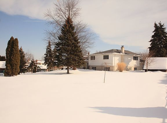 3rd image of 14226 S Winchester Ct