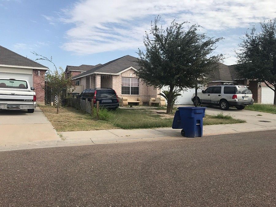 2nd image of 1909 Dorado Dr