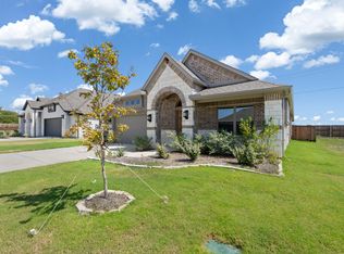 2452 Acacia Rd, Cleburne, TX 76033
