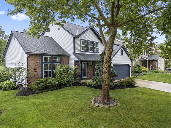 2nd image of 2460 Cornwall Ct