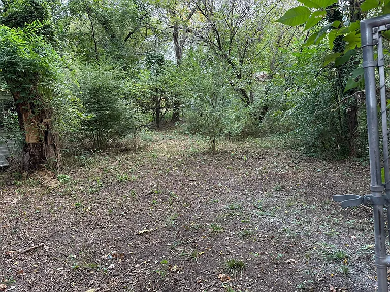 415 W Rainey St #B — Photo 2