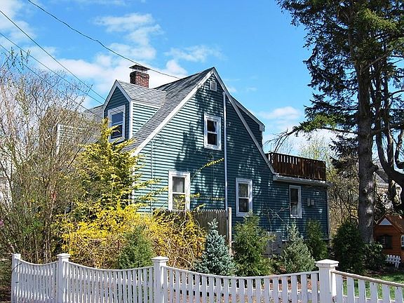 2nd image of 53 Gladstone St