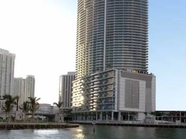 200 Biscayne Blvd #3901, Miami, FL 33131