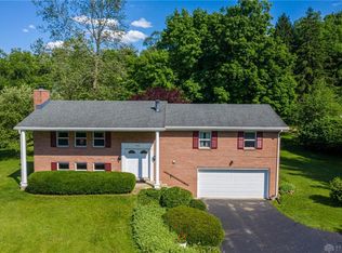 590 Shepherd Rd, Xenia, OH 45385