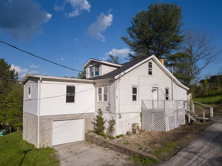 318 McClure St — Photo 17