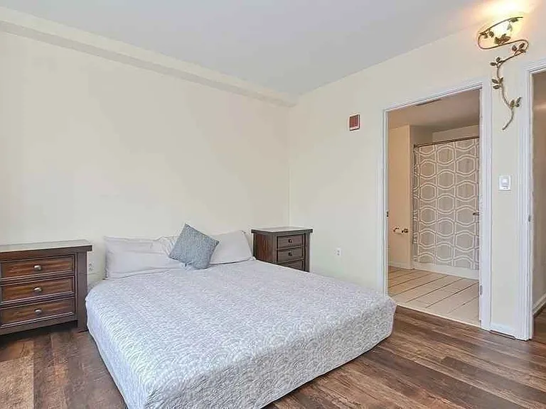 1 Cityview Ln #205 — Photo 14