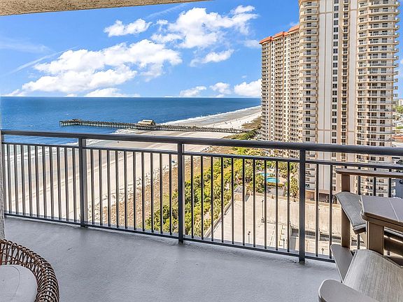 3rd image of 8560 Queensway Blvd. #1704