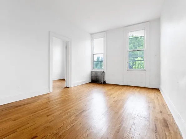 83 Hall Street image 3 of 11