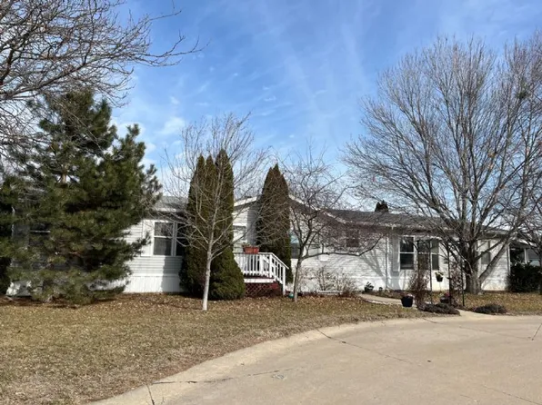 2027 31st Ave, Council Bluffs, IA 51501