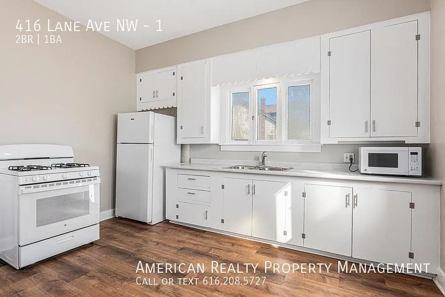 416 Lane Ave NW — Photo 4