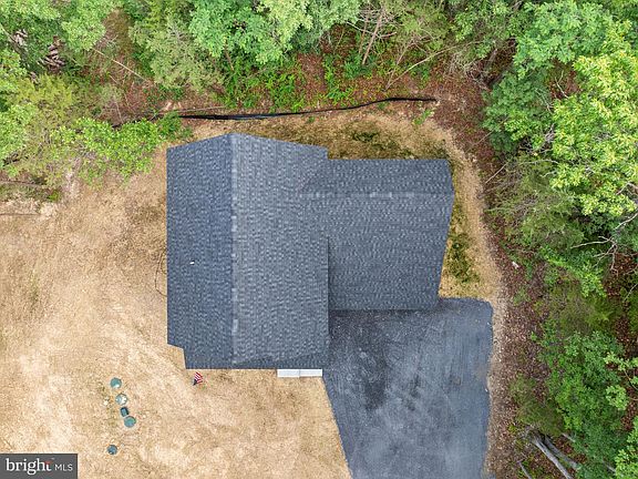 5th image of 95 Acorn Nut Ln