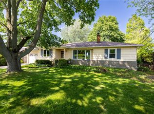 760 Beach Ave, Rochester, NY 14612