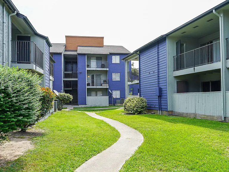Trenton Place — Photo 17