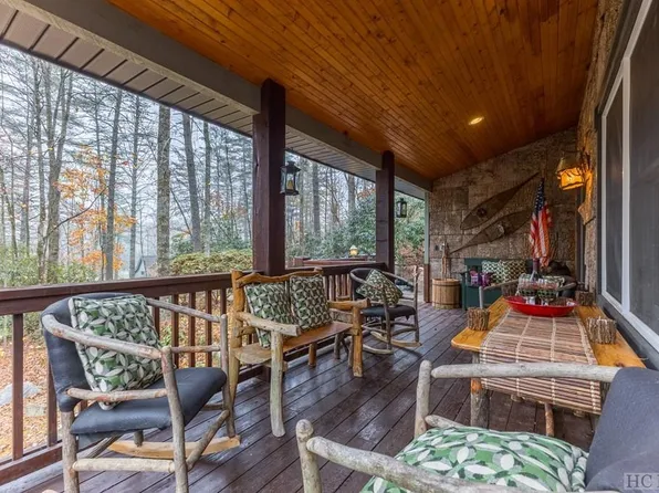 81 Toll House Lane, Cashiers, NC 28717