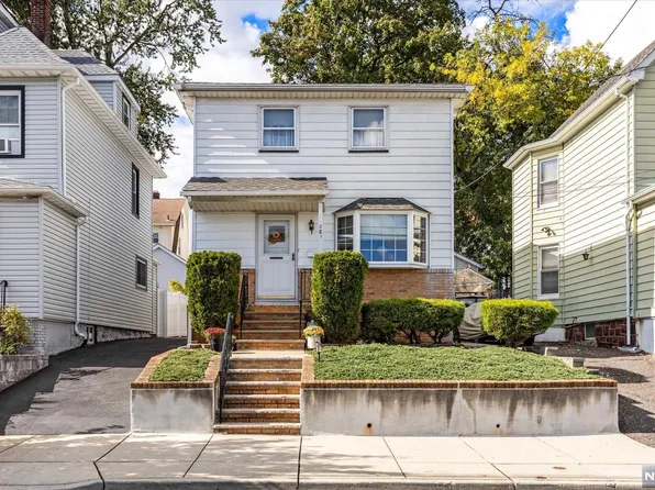 281 Elm St, Kearny, NJ 07032