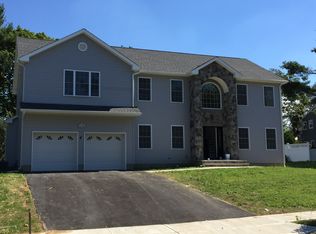 4 Agate Rd, East Brunswick, NJ 08816