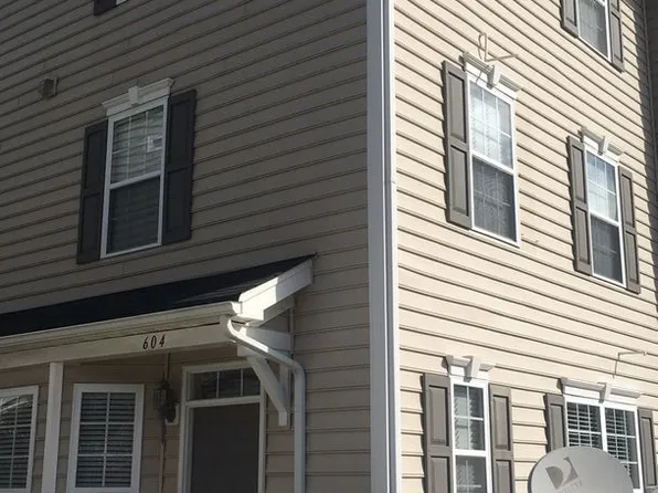 604 Teton Cir, Suffolk, VA 23435