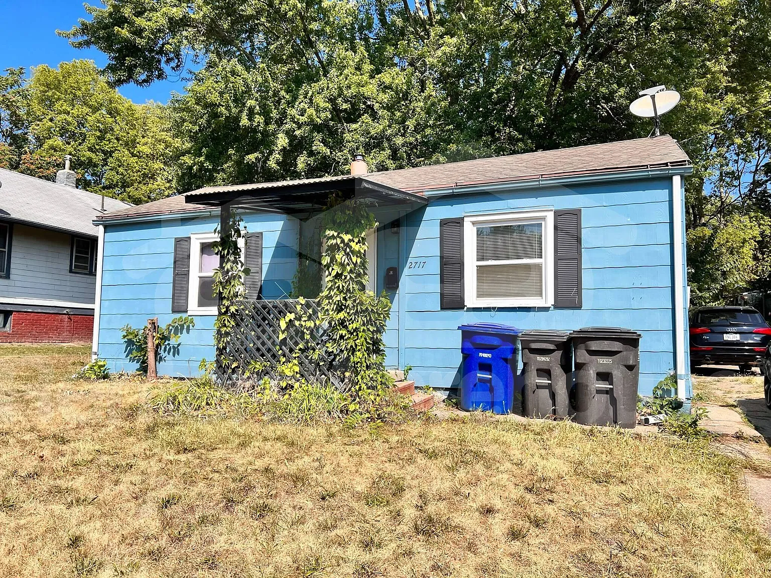 Nice 2 Bedroom Home w/Fenced-in Yard — Photo 2