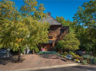 331 Riverdale Dr, Rocky River, OH