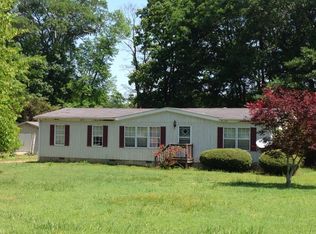 425 Akins Rd, Statham, GA 30666