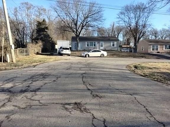 5th image of 6801 Bristol Ave