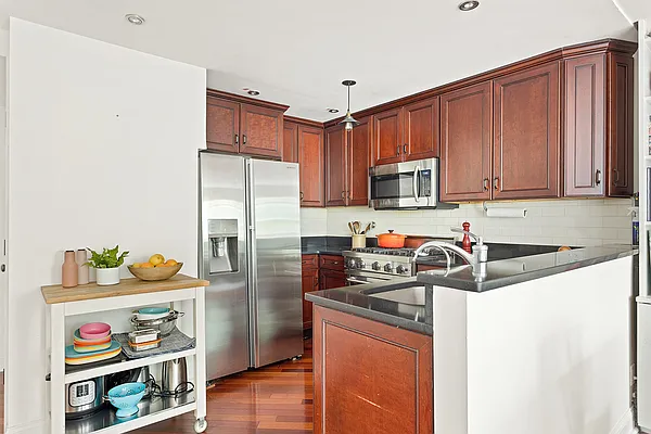 Sold by Compass | media 5
