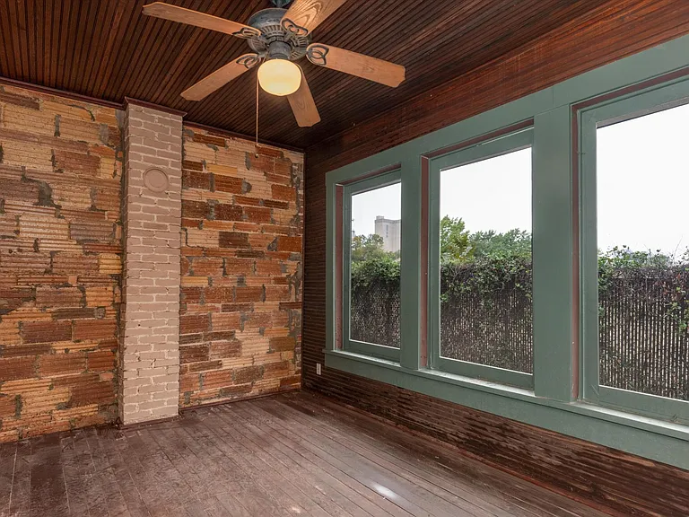 1000 N Carroll Ave — Photo 11
