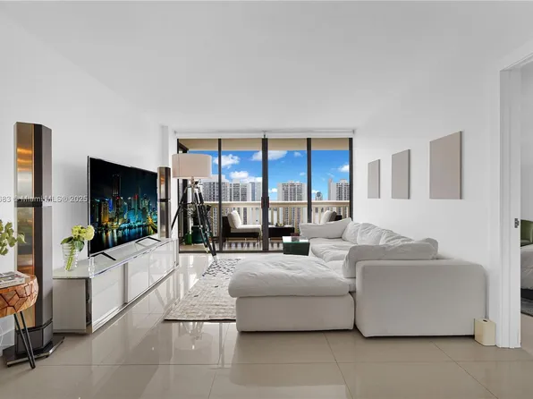 1000 Island Blvd #2508, Aventura, FL 33160