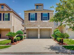 151 White Dr, Bellaire, TX 77401