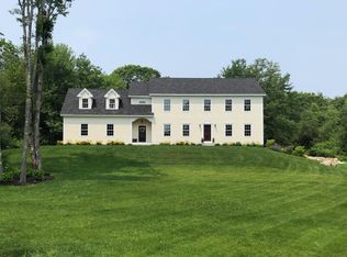 20 Sherwood Dr, Freeport, ME 04032