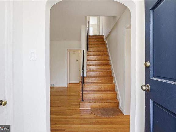4th image of 5104 26th St N