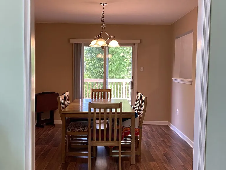 193 Jonathan Dr — Photo 6