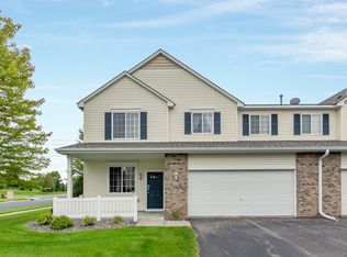 9757 Urbandale Ln N, Maple Grove, MN 55311