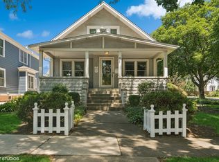 300 W Fremont St, Arlington Heights, IL 60004