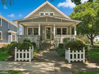 300 W Fremont St, Arlington Heights, IL, 60004