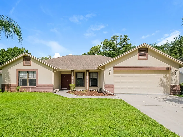 5713 Erhardt Dr — Photo 1