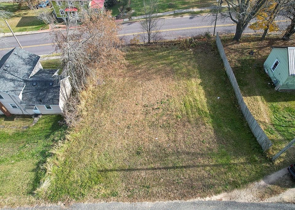 1st image of 205 2nd Main St