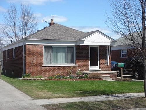 1st image of 22701 Alger St
