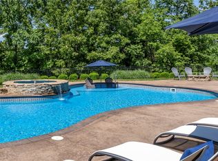 407 NW Linebarger Ln, Bentonville, AR 72712