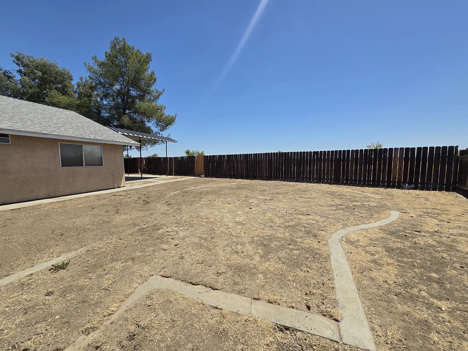 3 bed, 1622 sqft, $2,200 — Photo 4