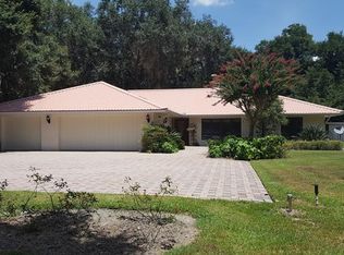 10 Vagabond Ln, Winter Haven, FL 33881