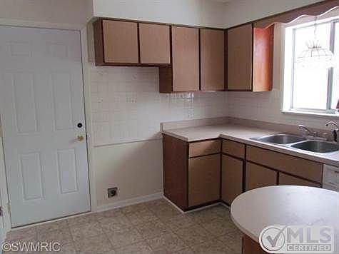 Kitchen, view 2