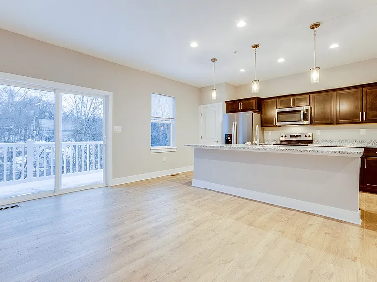5003 Stefano Dr — Photo 15