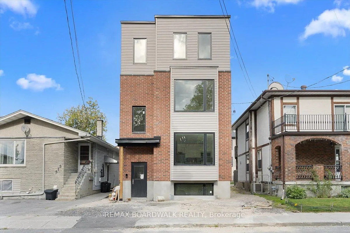 3 bed, $2,500 — Photo 1